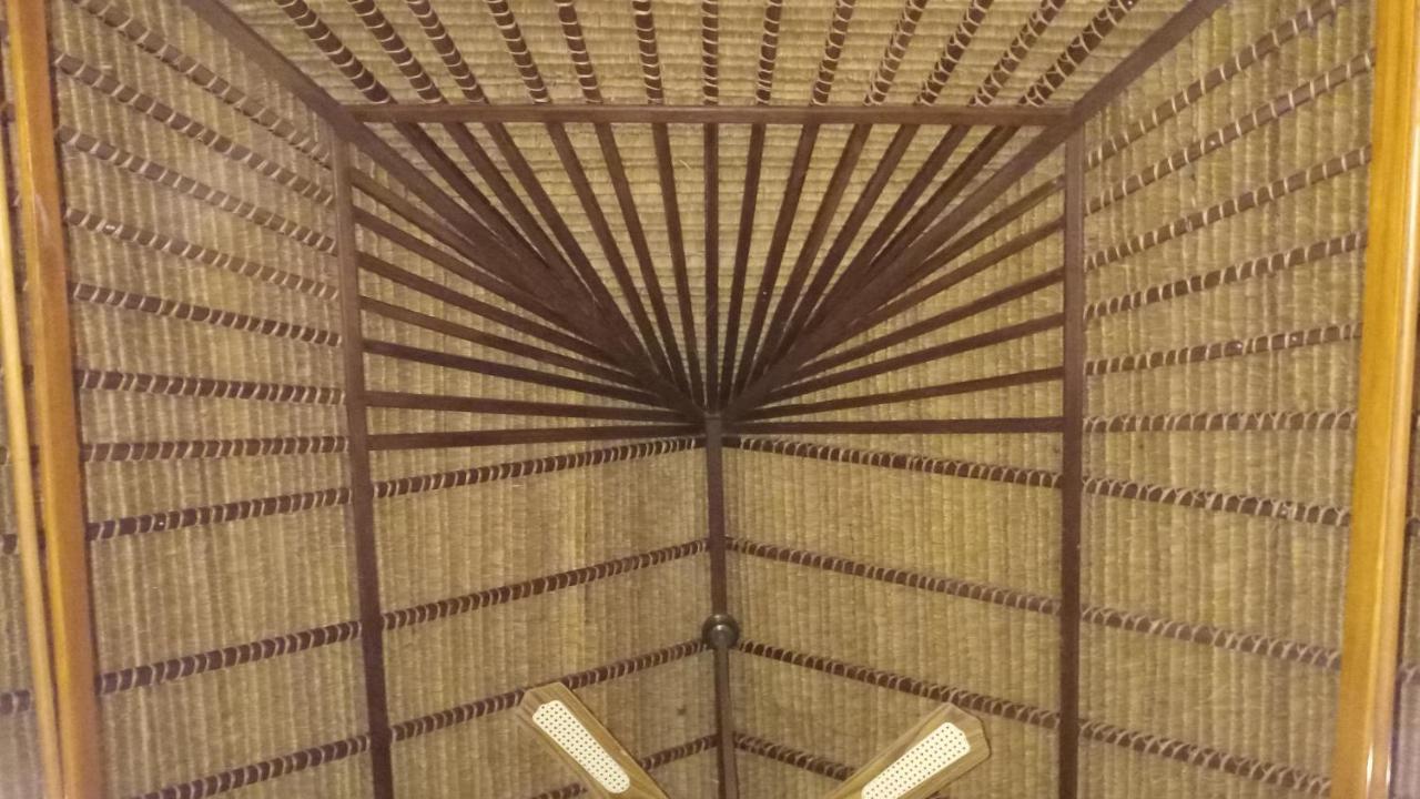 Jemeluk Beach Bungalows Amed  Exterior photo