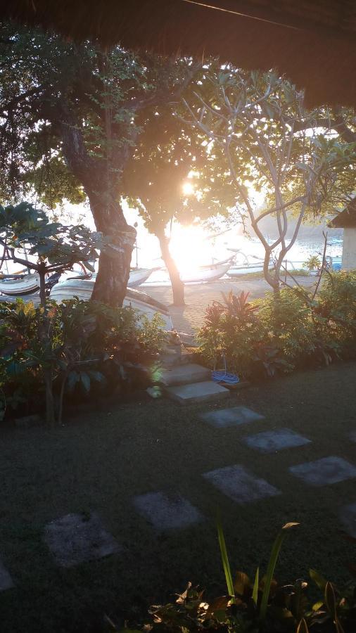 Jemeluk Beach Bungalows Amed  Exterior photo